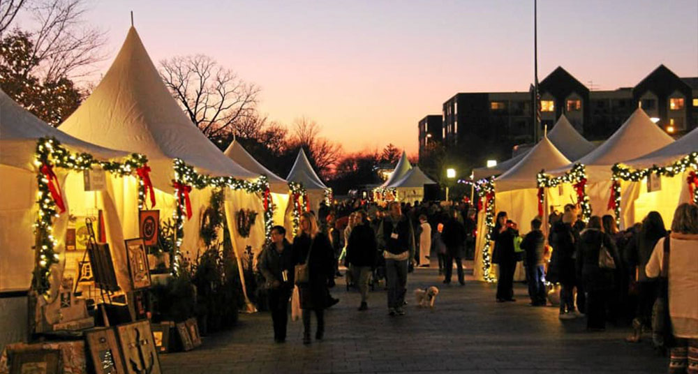 outside-holiday-farmers-market